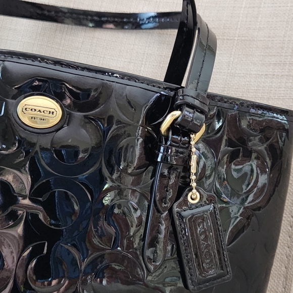 Coach Peyton F50540 OP Art Embossed Small Black Patent Leather Satchel - Picture 5 of 15